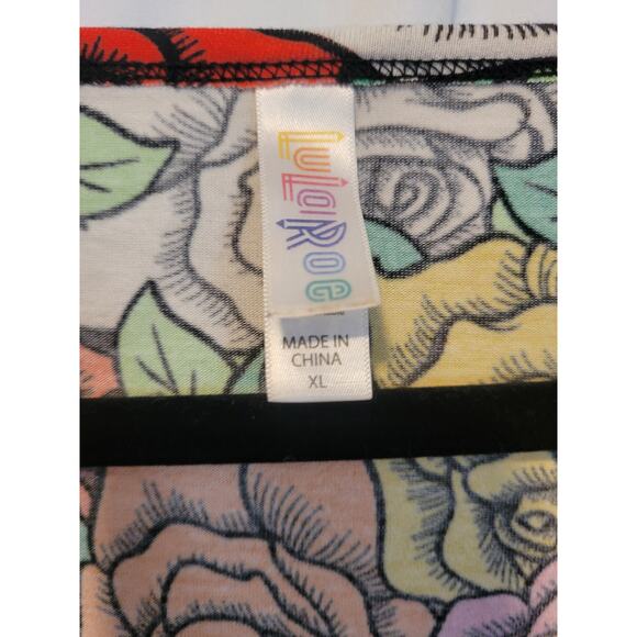 LuLaRoe Women XL Rose Art Gigi Top T‎ Shirt Stained Glass Wearable Art Dopamine - Picture 5 of 5